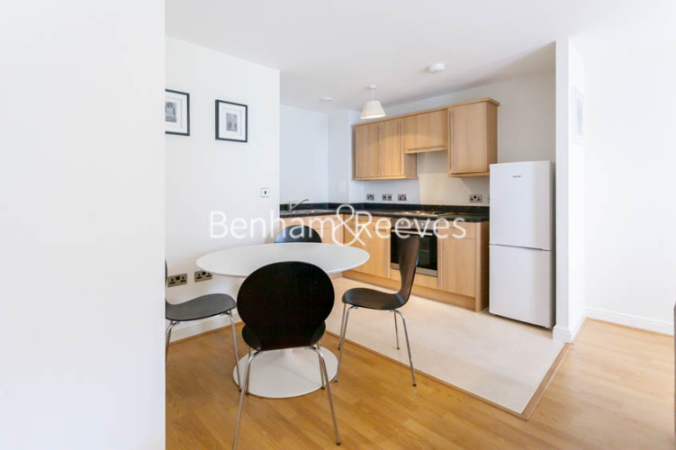 1  bedroom flat to rent in Tanner Close, Colindale, NW9-image 7