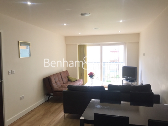 2  bedrooms flat to rent in Aerodrome Road, Colindale, NW9-image 5