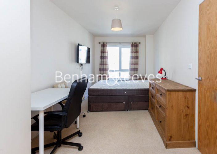 2  bedrooms flat to rent in Heritage Avenue, Colindale, NW9-image 8