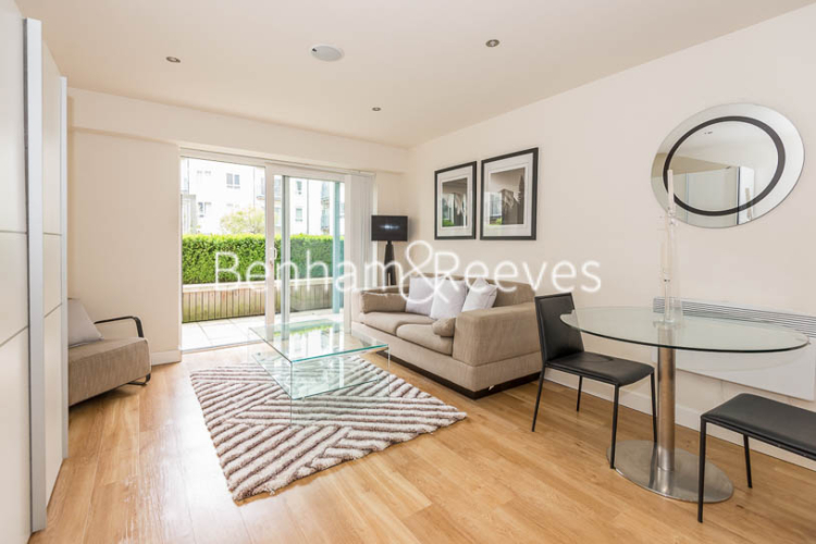 Studio flat to rent in Aerodrome Road, Colindale, NW9-image 5