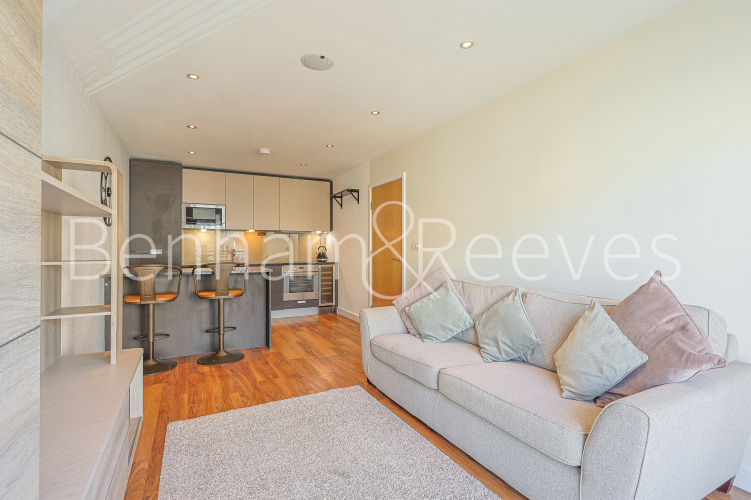 2  bedrooms flat to rent in Beaufort Park, Colindale, NW9-image 1