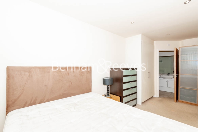 2  bedrooms flat to rent in Heritage Avenue, Colindale, NW9-image 11