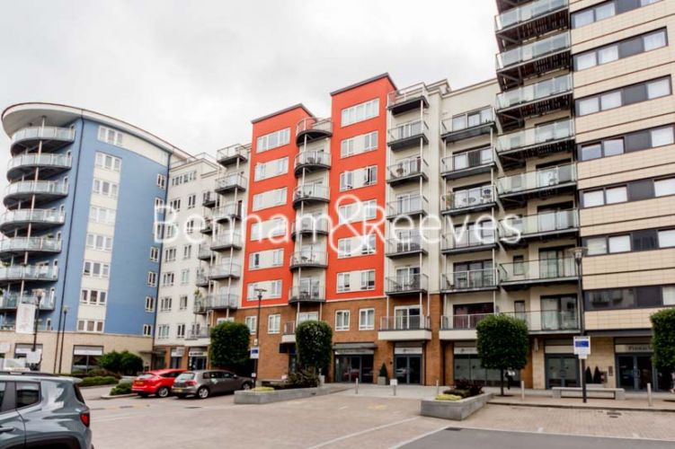 1 bedroom flat to rent in Beaufort Park, Colindale, NW9-image 5
