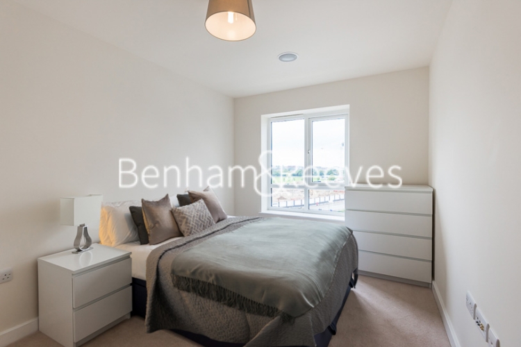 1 bedroom flat to rent in East Drive, Colindale, NW9-image 3