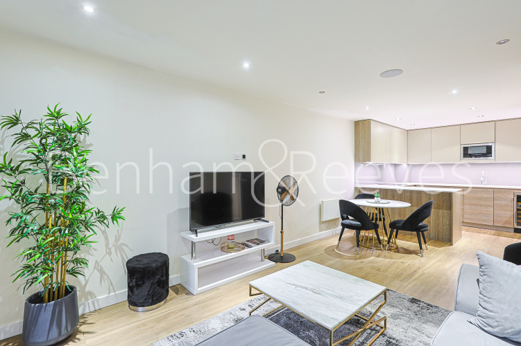 2  bedrooms flat to rent in East Drive, Colindale, NW9-image 4