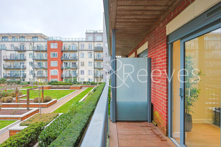 2  bedrooms flat to rent in East Drive, Colindale, NW9-image 8