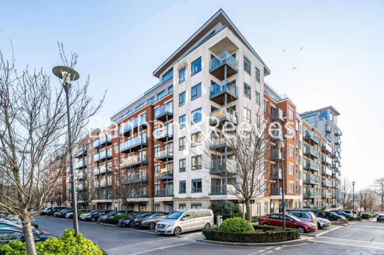 2  bedrooms flat to rent in Empire House, Colindale, NW9-image 18