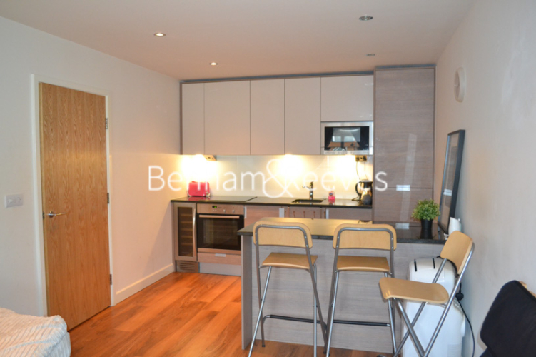 2 bedrooms flat to rent in Heritage Avenue, Colindale, NW9-image 7