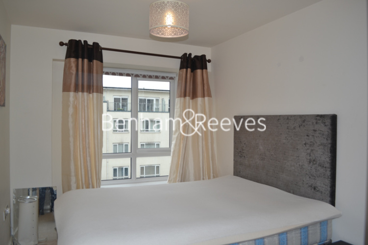 2  bedrooms flat to rent in Heritage Avenue, Colindale, NW9-image 12