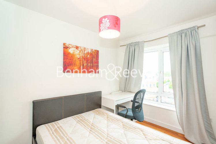 1 bedroom flat to rent in Boulevard Drive, Colindale, NW9-image 3