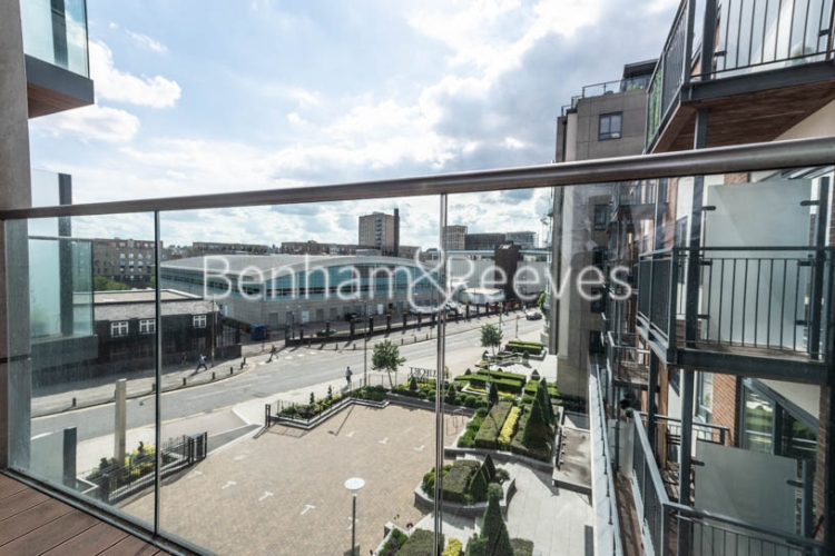 1  bedroom flat to rent in Beaufort Park, Colindale, NW9-image 5