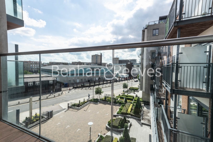 1 bedroom flat to rent in Beaufort Park, Colindale, NW9-image 5