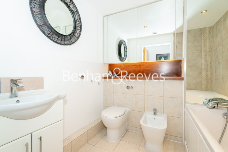 3 bedrooms flat to rent in Heritage Avenue, Colindale, NW9-image 4