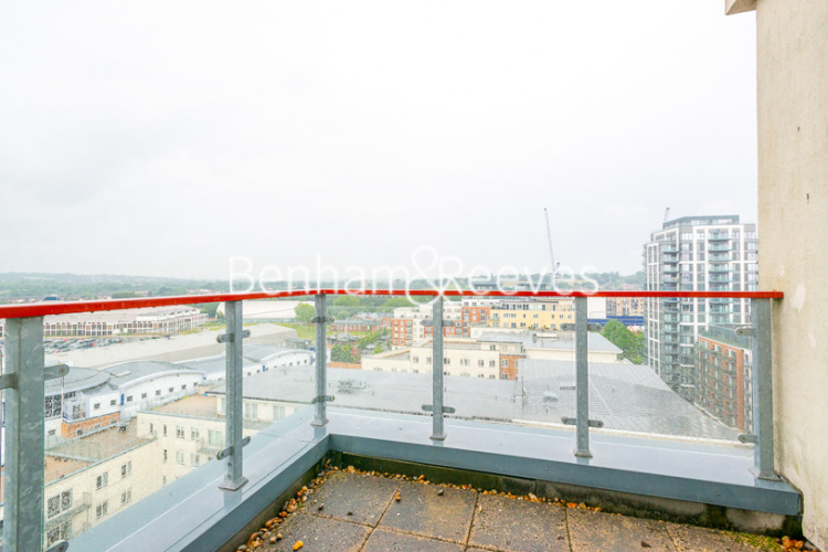 3  bedrooms flat to rent in Heritage Avenue, Colindale, NW9-image 12