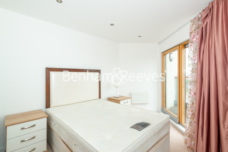 3 bedrooms flat to rent in Heritage Avenue, Colindale, NW9-image 14