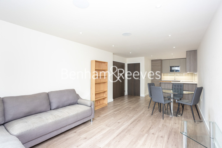2  bedrooms flat to rent in Aerodome Road, Colindale, NW9-image 1
