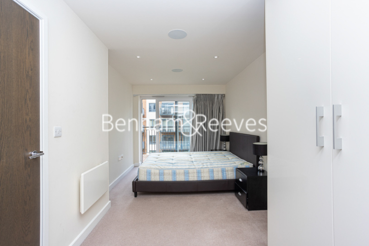 2  bedrooms flat to rent in Aerodome Road, Colindale, NW9-image 3
