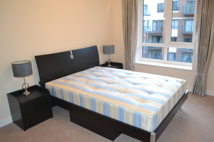 2  bedrooms flat to rent in Aerodrome Road, Colindale, NW9-image 2