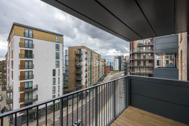 2  bedrooms flat to rent in Charcot Road, Colindale, NW9-image 7