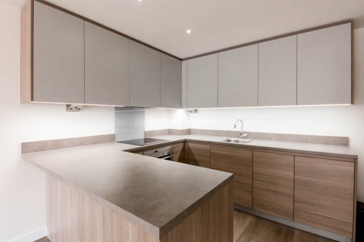 2  bedrooms flat to rent in Boulevard Drive, Colindale, NW9-image 2