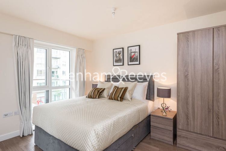 1 bedroom flat to rent in Boulevard Drive, Colindale, NW9-image 3