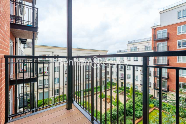 2  bedrooms flat to rent in Beaufort Square, Colindale, NW9-image 5