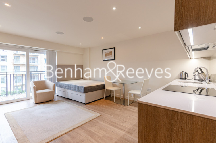 Studio flat to rent in Beaufort Square, Beaufort Park, NW9-image 1