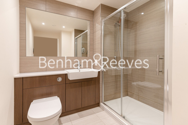 Studio flat to rent in Beaufort Square, Beaufort Park, NW9-image 4
