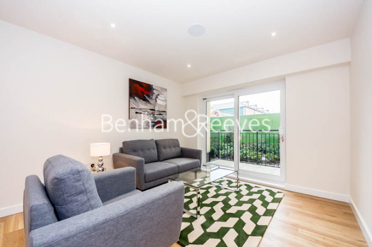 2  bedrooms flat to rent in Beaufort Square, Colindale, NW9-image 1