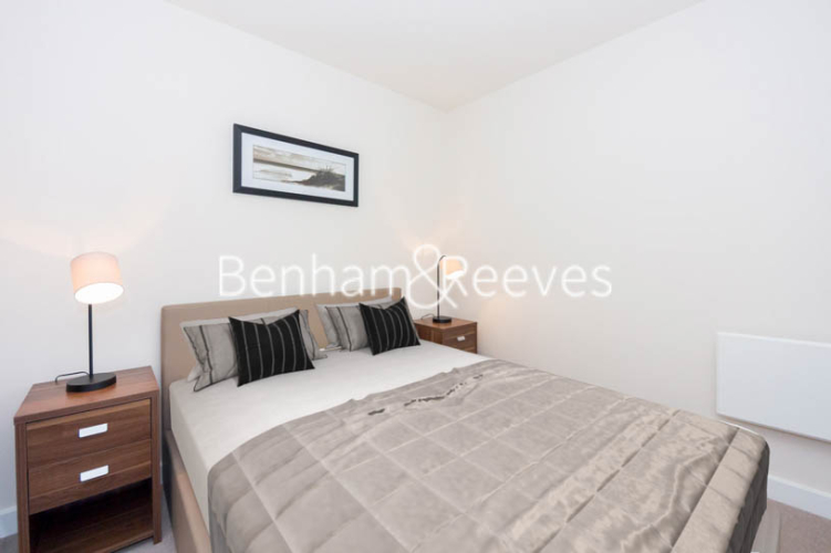 2 bedrooms flat to rent in Beaufort Square, Colindale, NW9-image 4