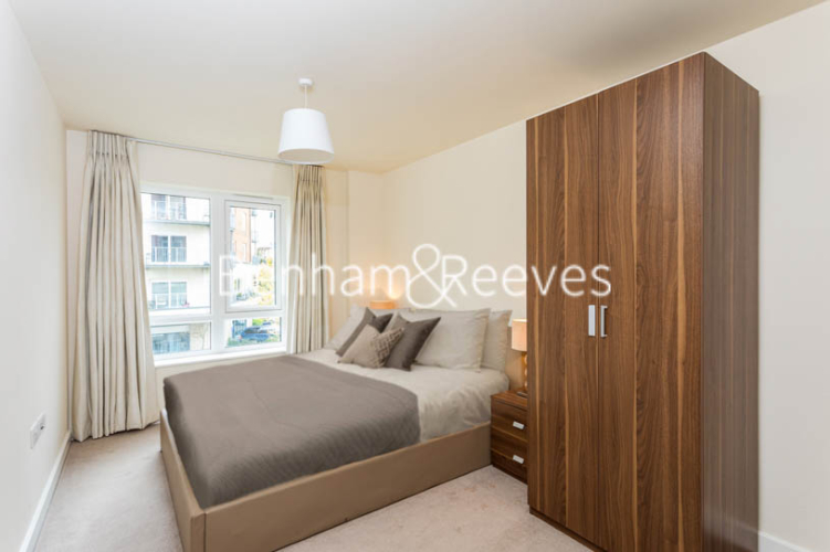 1  bedroom flat to rent in Beaufort Square, Colindale, NW9-image 3