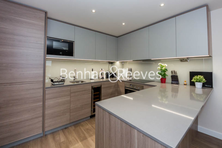 1  bedroom flat to rent in Beaufort Square, Colindale, NW9-image 2