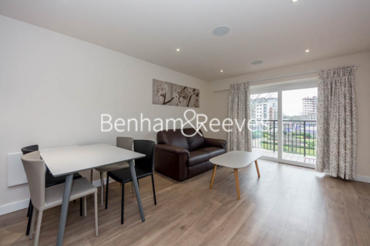 1  bedroom flat to rent in Beaufort Square, Colindale, NW9-image 3