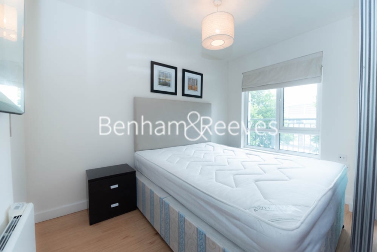 1  bedroom flat to rent in Heritage Avenue, Colindale, NW9-image 3