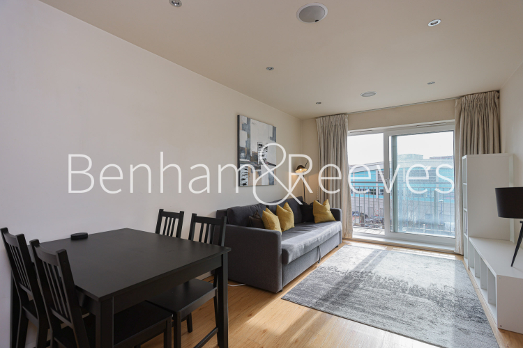 1  bedroom flat to rent in Heritage Avenue, Beaufort Park, NW9-image 19