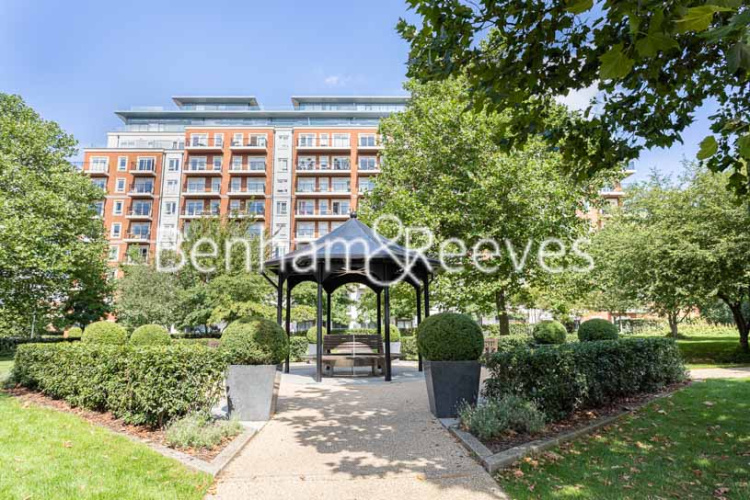 1  bedroom flat to rent in Beaufort Square, Colindale, NW9-image 14