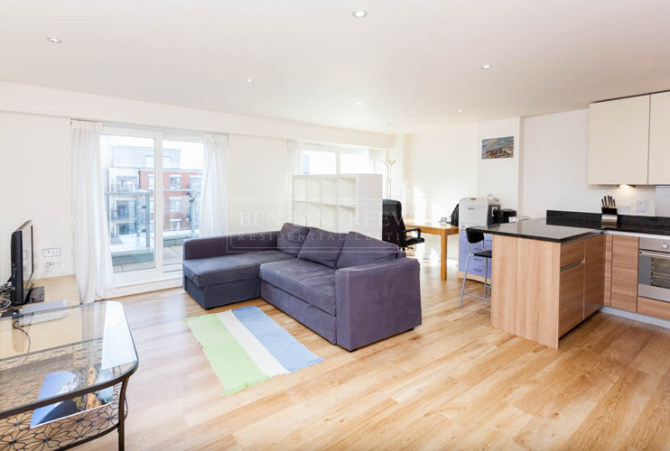 2  bedrooms flat to rent in Aerodrome Road, Colindale, NW9-image 1