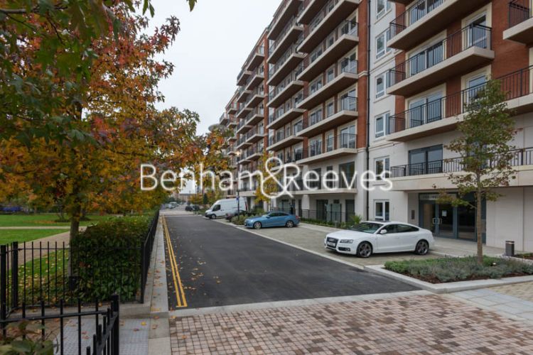 1 bedroom flat to rent in Beaufort Square, Colindale, NW9-image 3