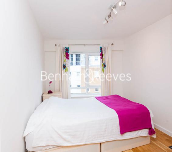 2  bedrooms flat to rent in Boulevard Drive, Beaufort Square, NW9-image 4