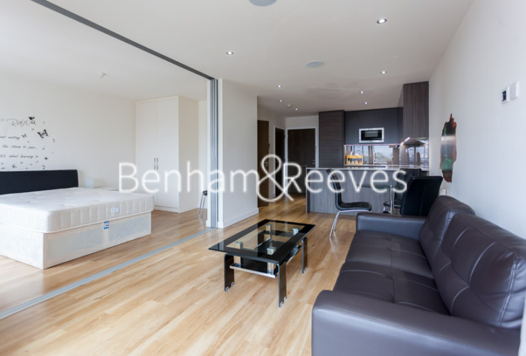 1  bedroom flat to rent in East Drive, Colindale, NW9-image 7