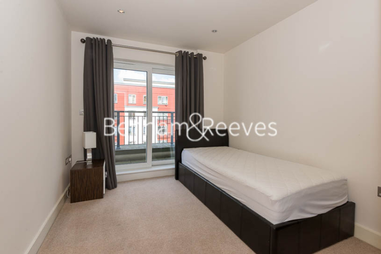 2  bedrooms flat to rent in Heritage Avenue, Colindale, NW9-image 4
