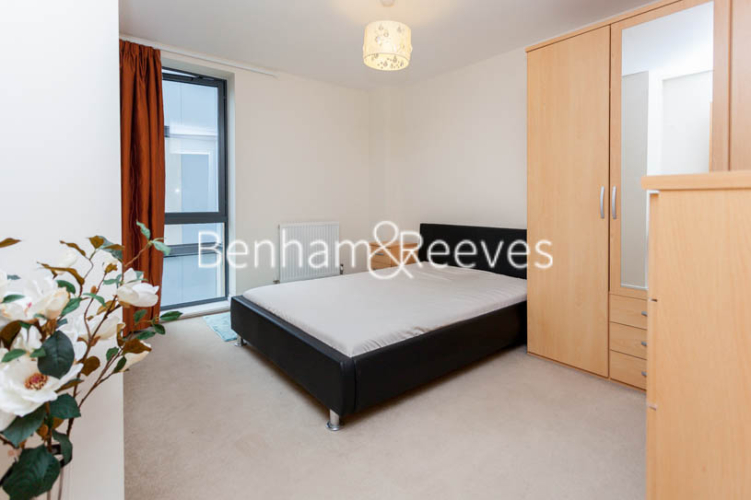1  bedroom flat to rent in Needleman Close, Colindale, NW9-image 4
