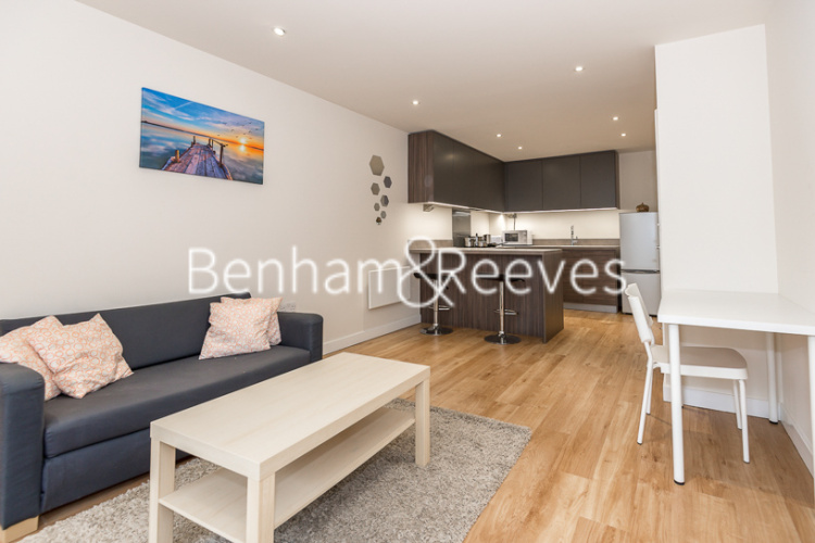 1  bedroom flat to rent in Beaufort Square, Colindale, NW9-image 7