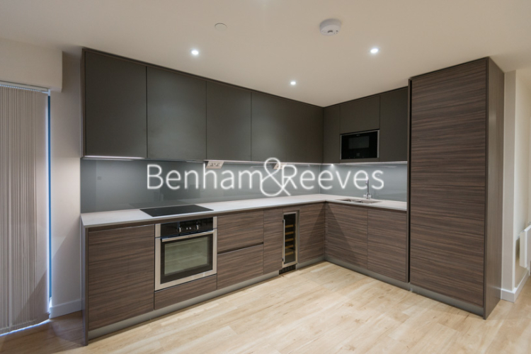 2  bedrooms flat to rent in Beaufort Square, Colindale, NW9-image 2