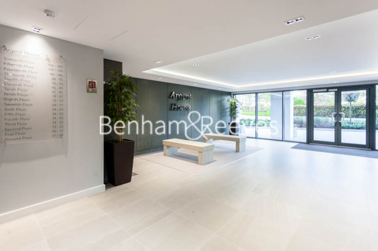 2  bedrooms flat to rent in Beaufort Square, Colindale, NW9-image 1