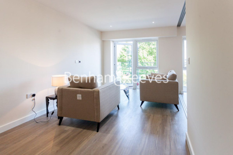 1  bedroom flat to rent in Beaufort Square, Colindale, NW9-image 1