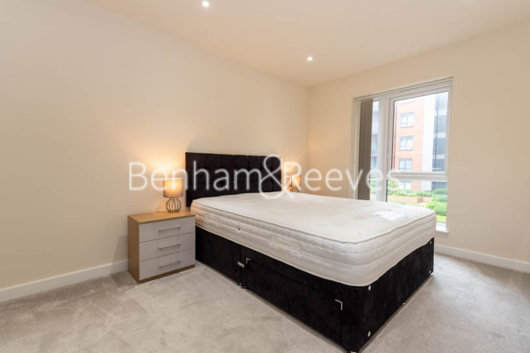 2 bedrooms flat to rent in Beaufort Park, Colindale, NW9-image 3