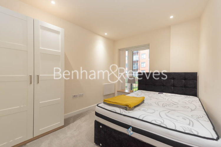 2 bedrooms flat to rent in Beaufort Park, Colindale, NW9-image 9