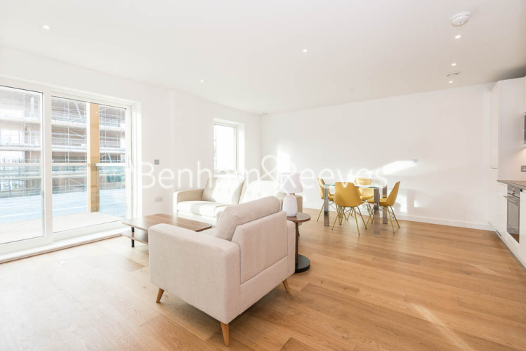 1 bedroom flat to rent in Lismore Boulevard, Colindale, NW9-image 1