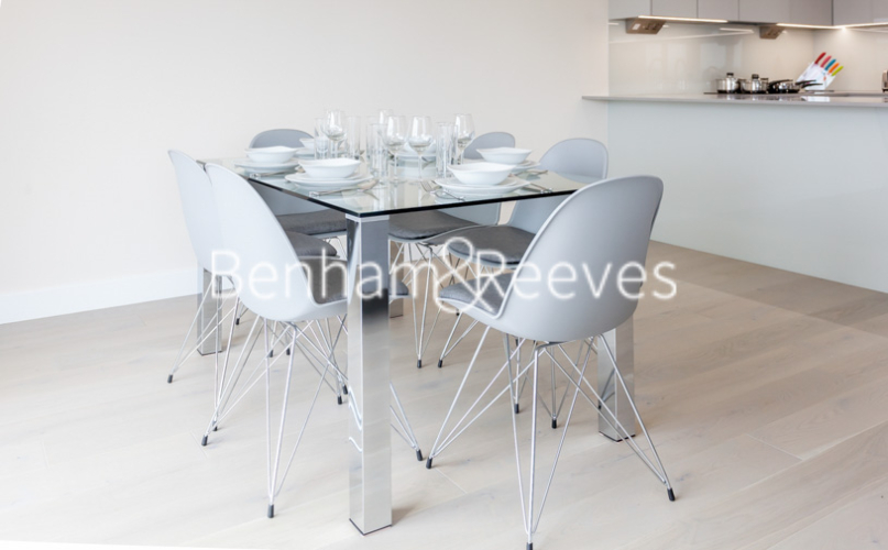3  bedrooms flat to rent in Beaufort Square, Colindale, NW9-image 3